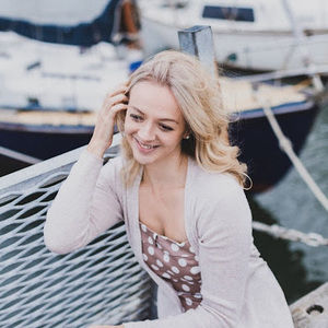 Meet your Posher, Elena